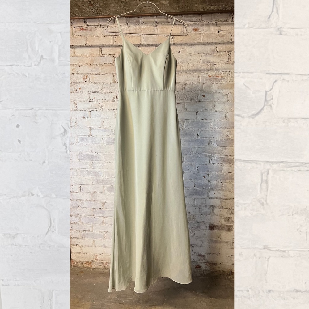 aura v-neck thin strap bridesmaid dress [size 2]